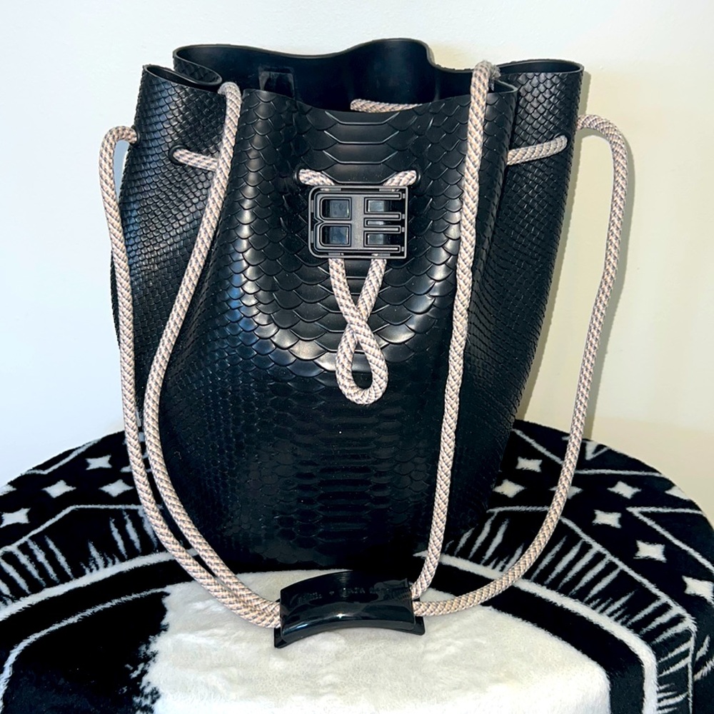 MELISSA BLACK DRAWSTRING BUCKET BAG PURSE LONG SOLD OUT VERY RARE